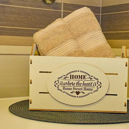 Apartamento Lux 5- Private Parking Sombor