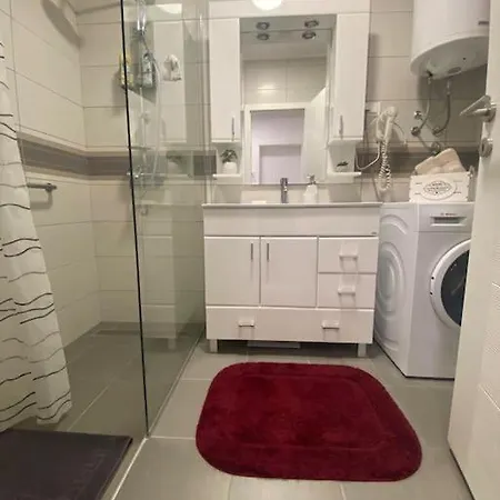 Lux 5- Private Parking * Sombor