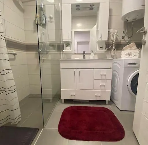 Lux 5- Private Parking * Sombor